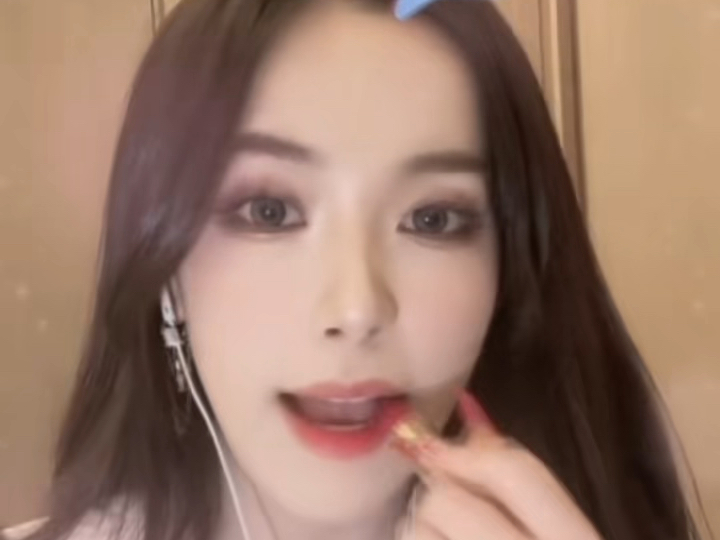 网红迅猛龙特蕾莎考上复旦